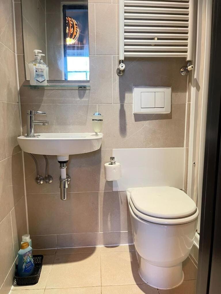 Apartamento Portobello Road Artistic 'budget' Londres