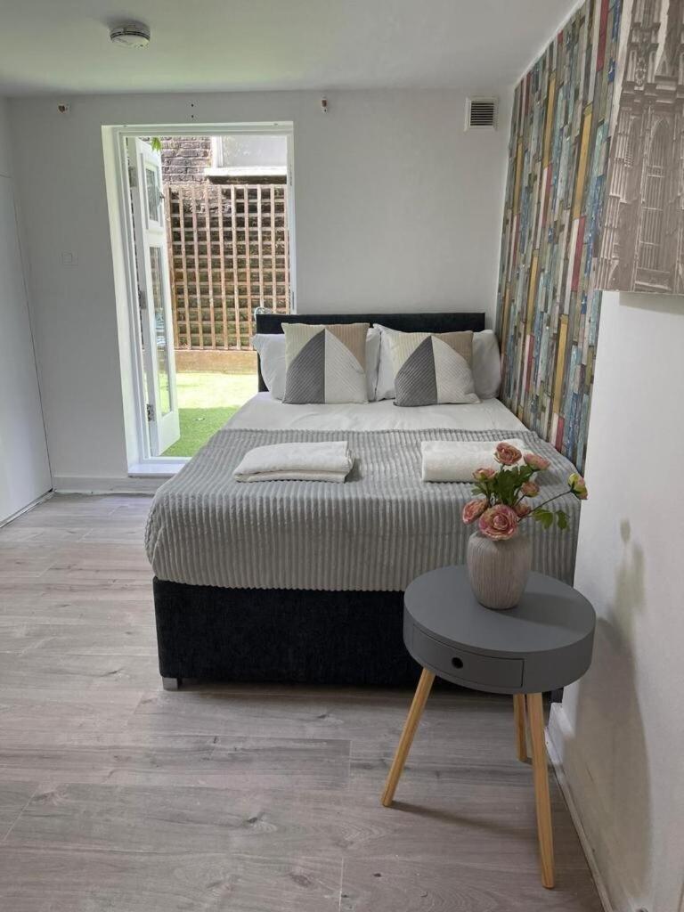 Portobello Road Artistic 'budget' Apartamento